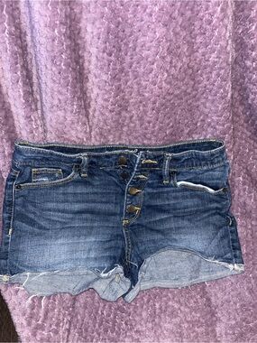 Universal Thread Dark Blue Distressed Denim Cutoff Shorts Size 4